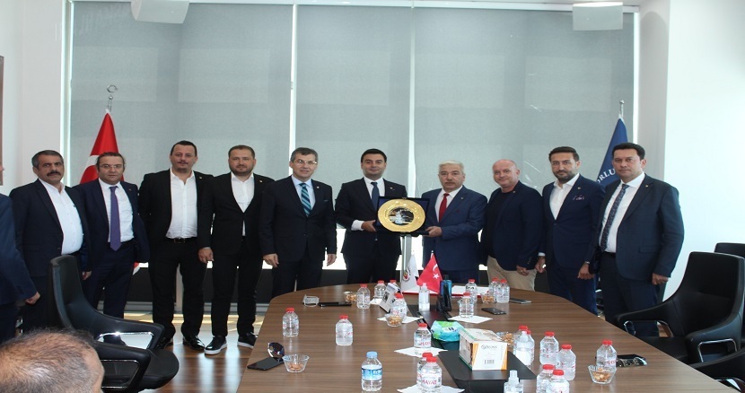 Mustafakemalpaşa TSO ve Çorlu TSO Kardeş Oda protokolü imzalandı.
